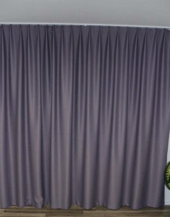Verdunkelungsvorhang nach Mass Violet